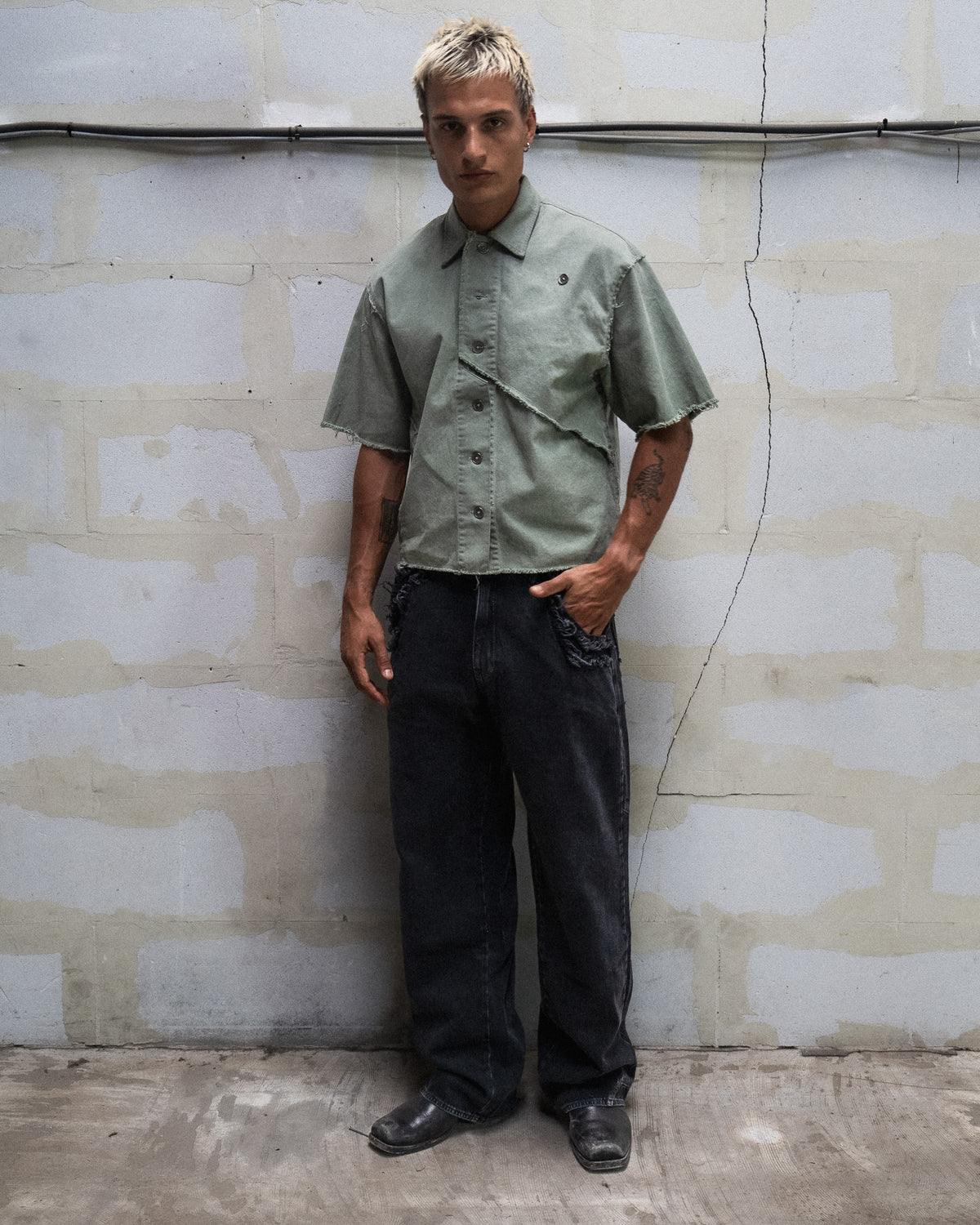 TONAL STUDIOS - FRAYED DENIM - BLACK