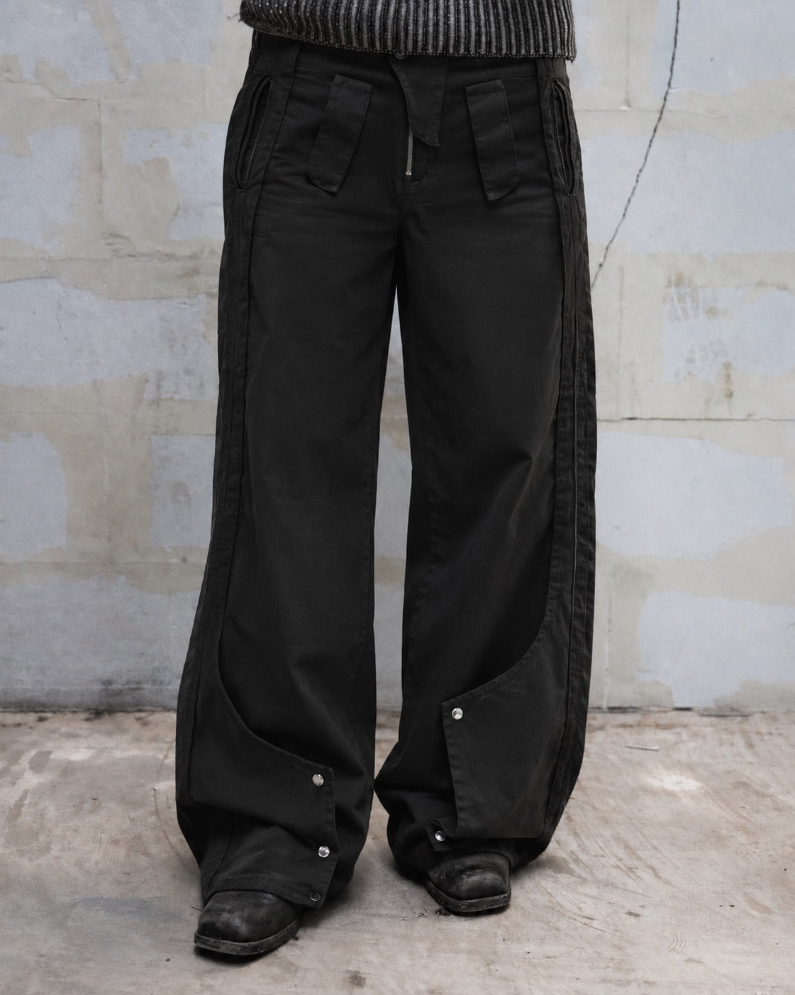 TONAL STUDIOS - FOLDING PANTS - BLACK