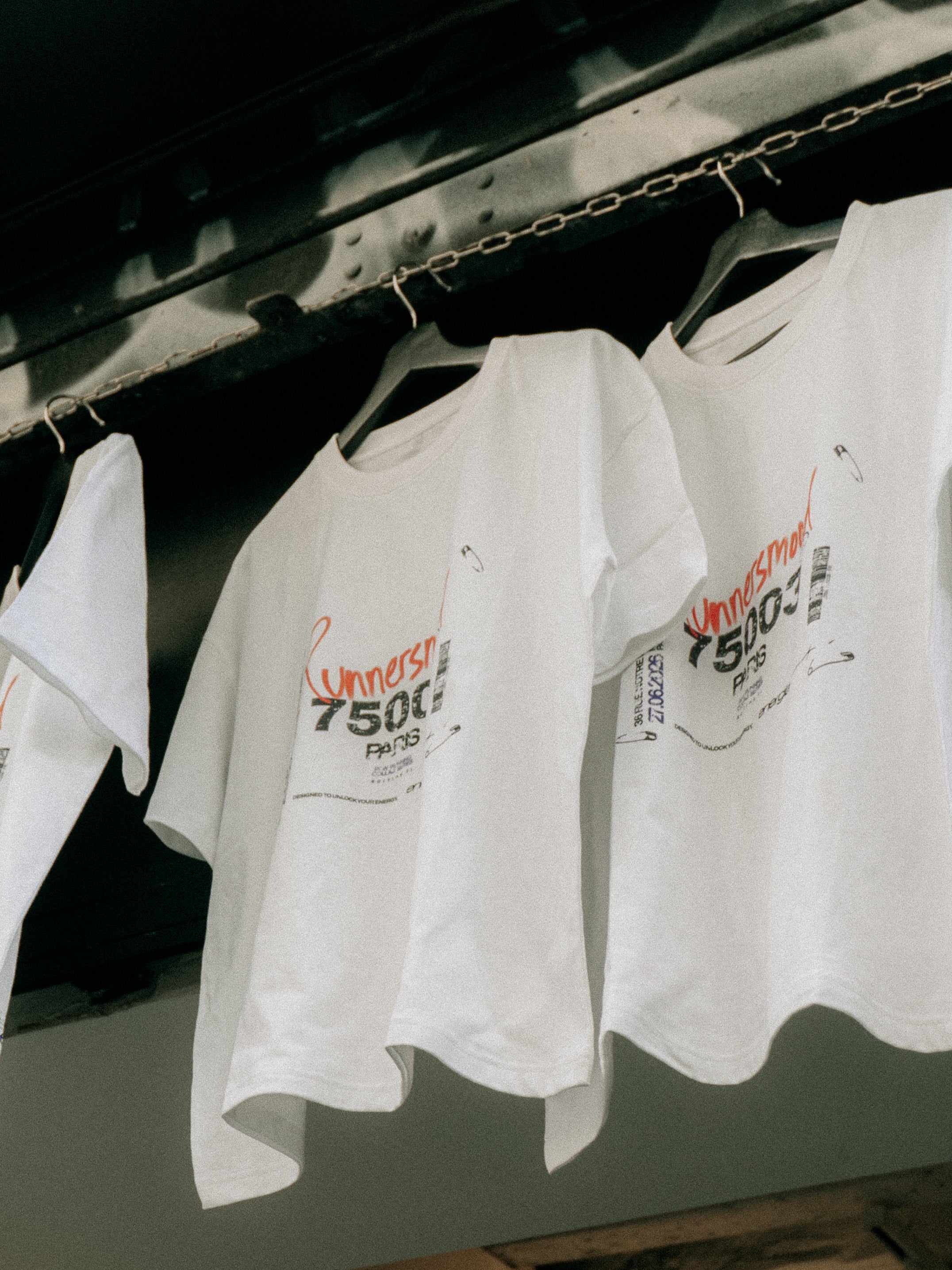 energia+ x Runnersmood Paris collab shirt
