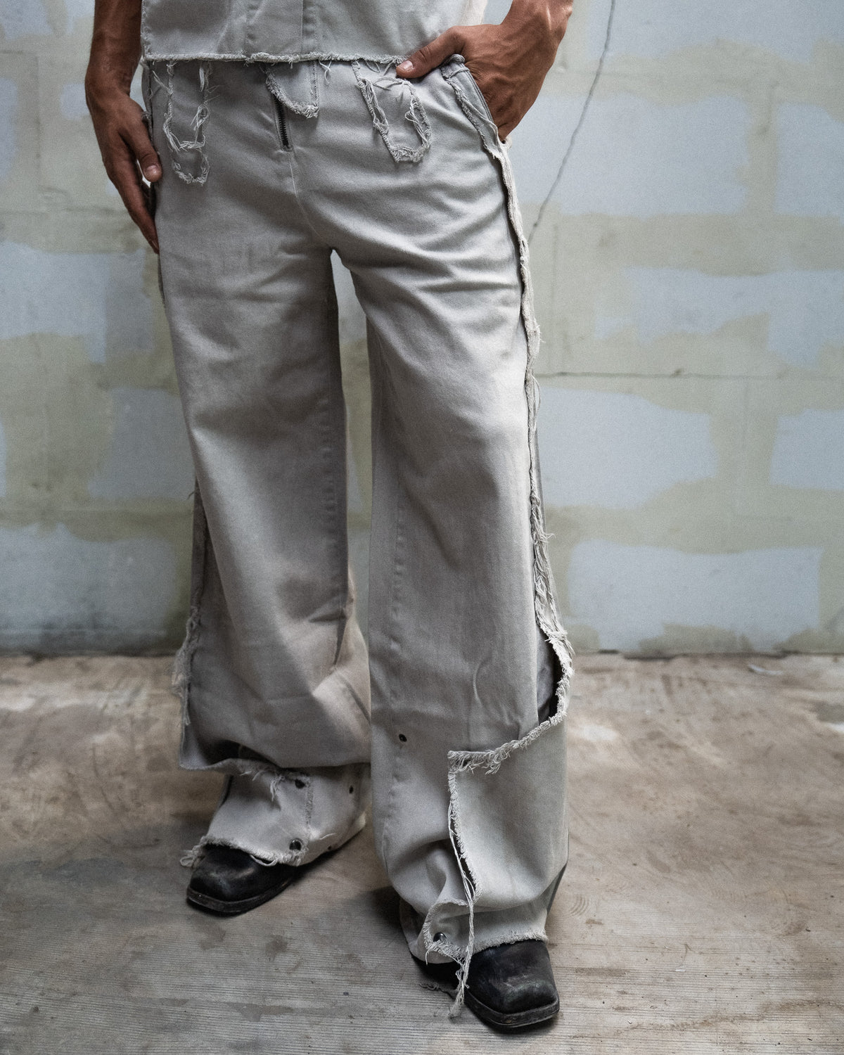 TONAL STUDIOS - FOLDING DENIM - ASH