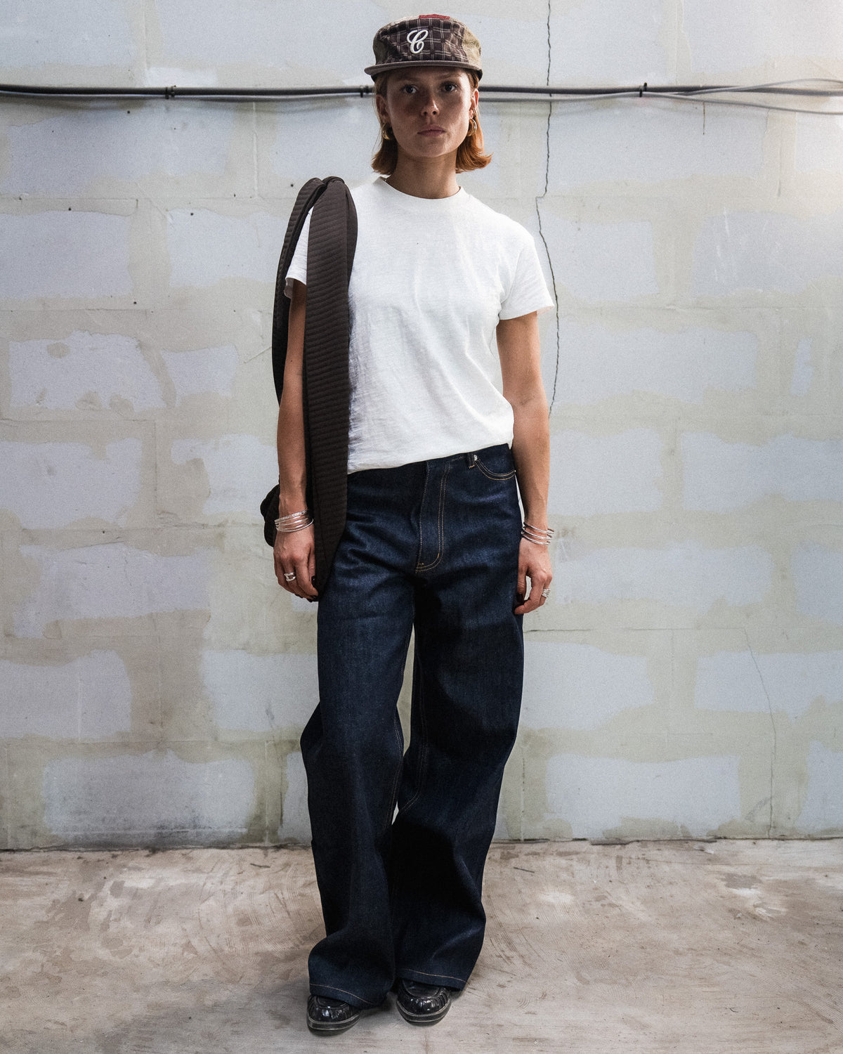 UNIFORUM - INDIGO RAW SELVEDGE WIDE LEG DENIM